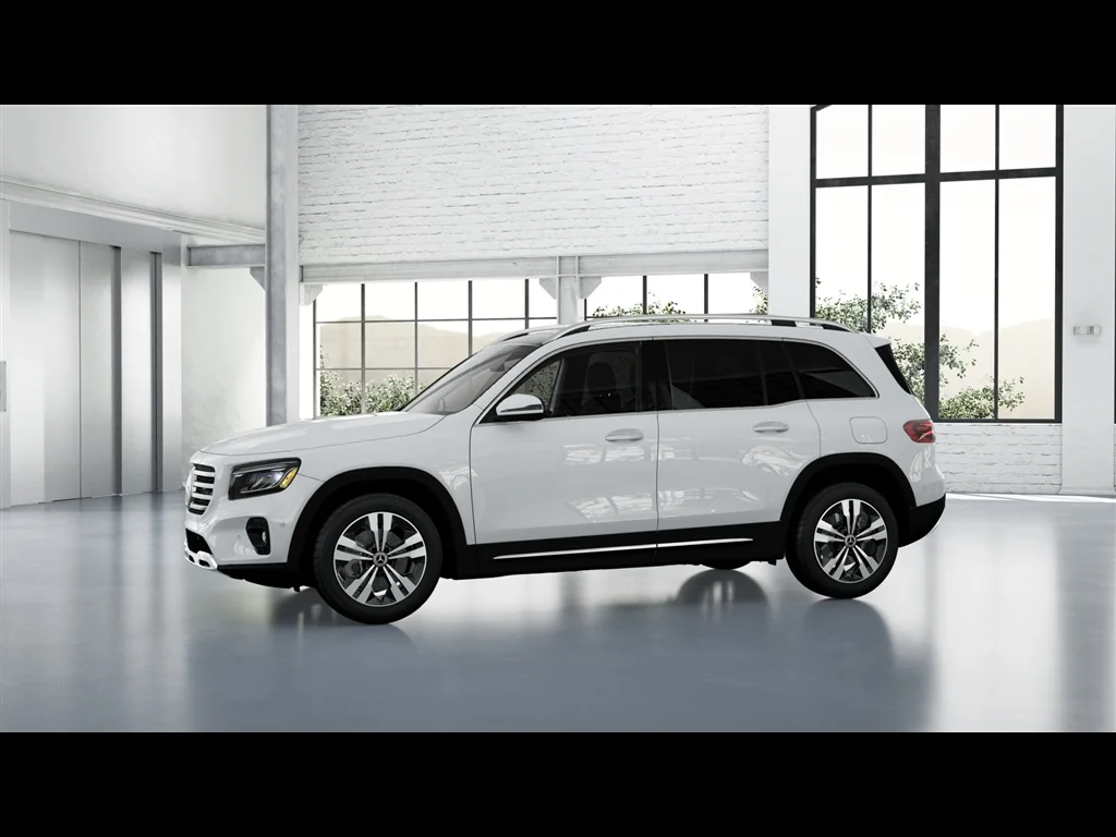 Used 2026 White Mercedes-Benz GLB 250 4MATIC® image 31