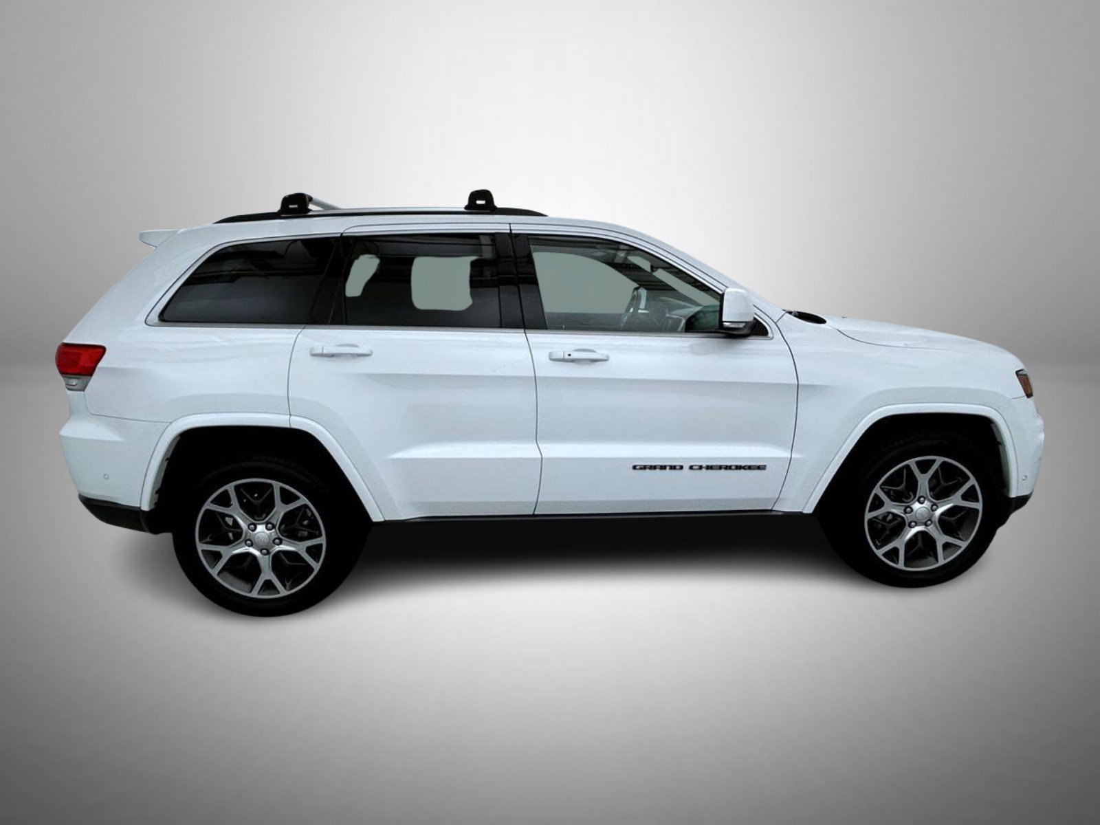 Used 2018 White Jeep Limited image 4
