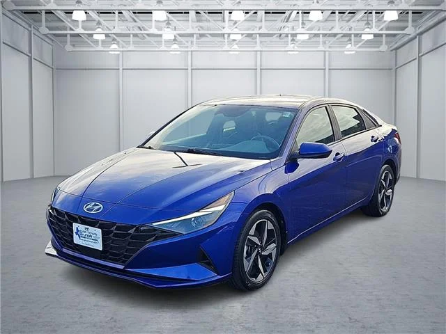2023 Hyundai Elantra SEL (IVT)