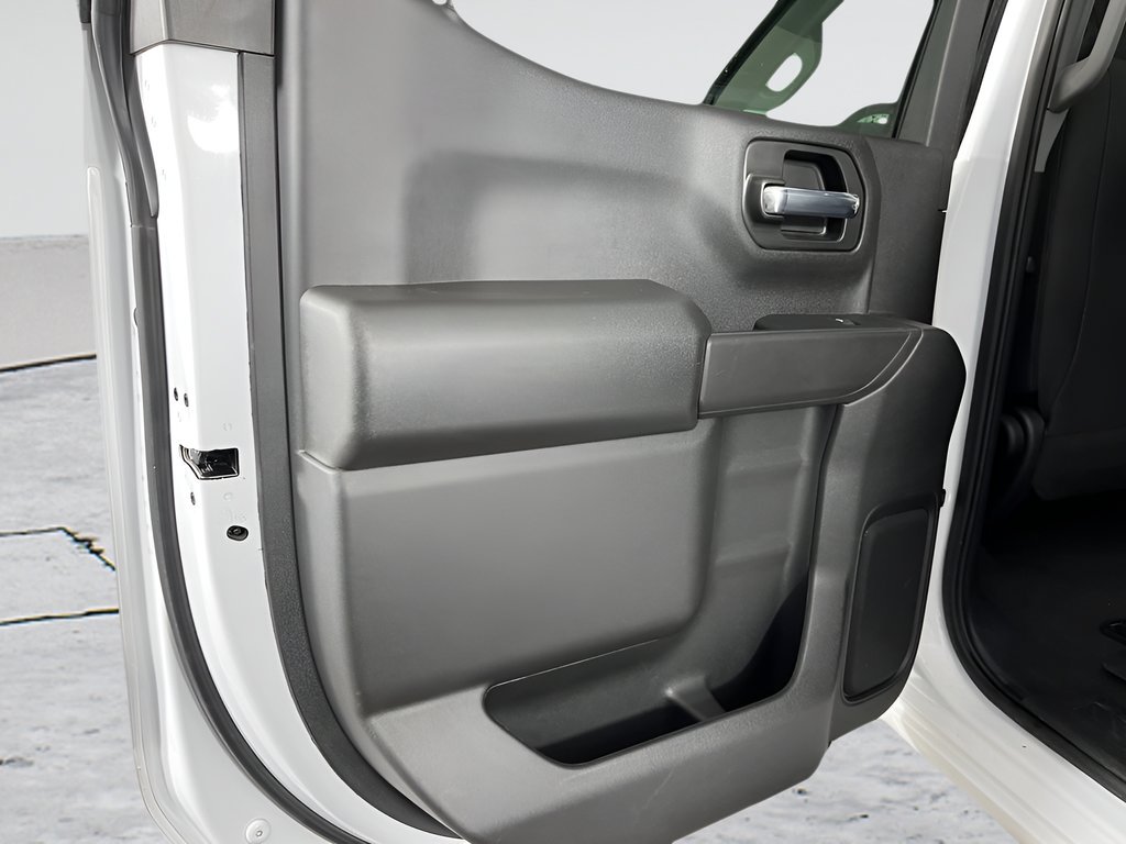 2024 Chevrolet Silverado 1500 LT - Photo 11