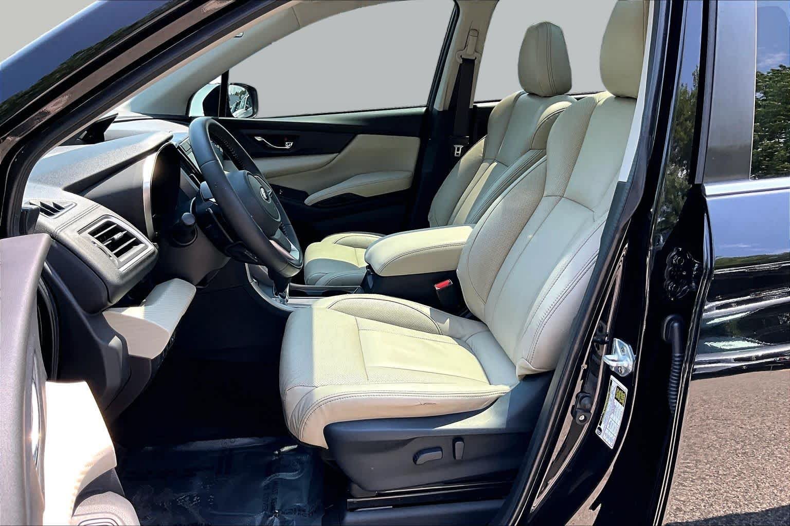 Used 2021 Crystal Black Silica Subaru Premium image 9