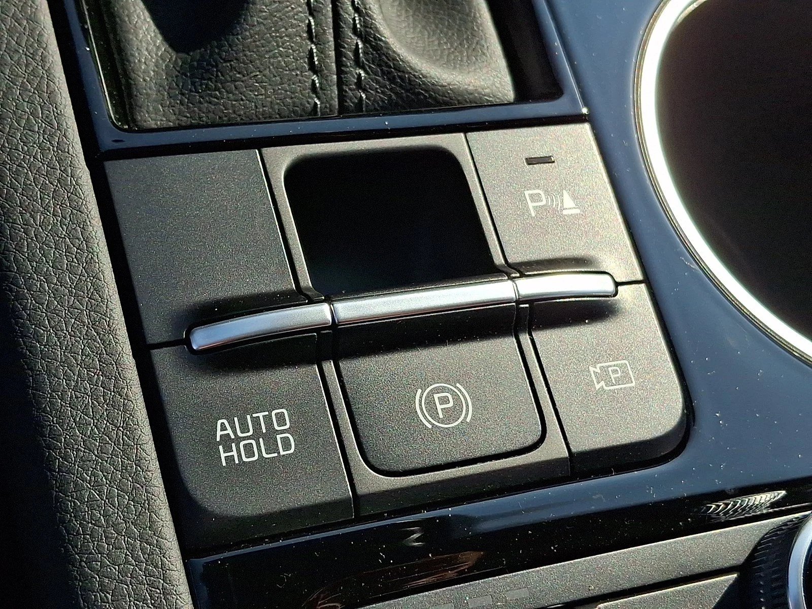 New 2026 Wolf Gray Kia GT-Line FWD image 11
