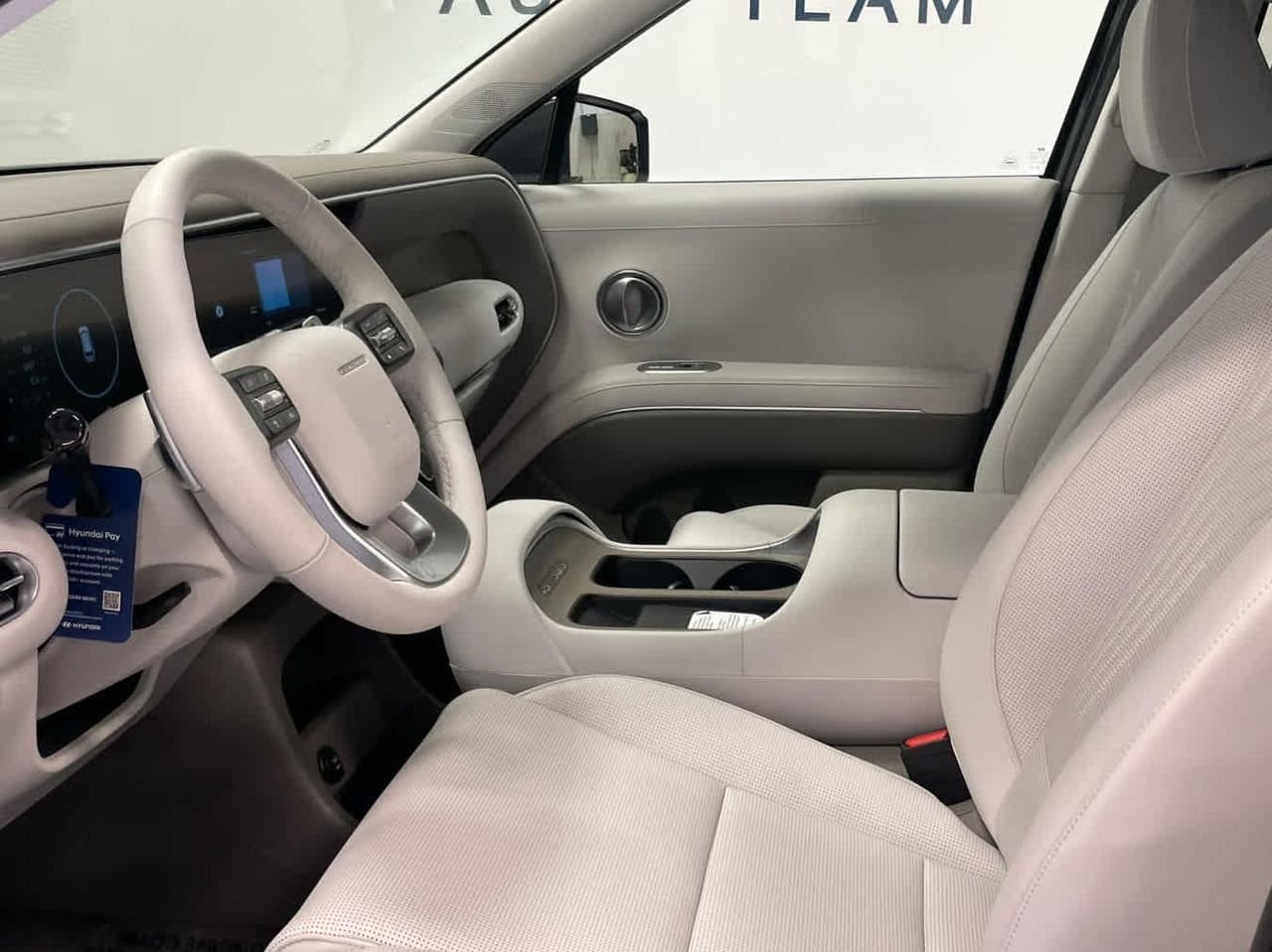 New 2026 Creamy White Pearl Hyundai SEL 7P image 24