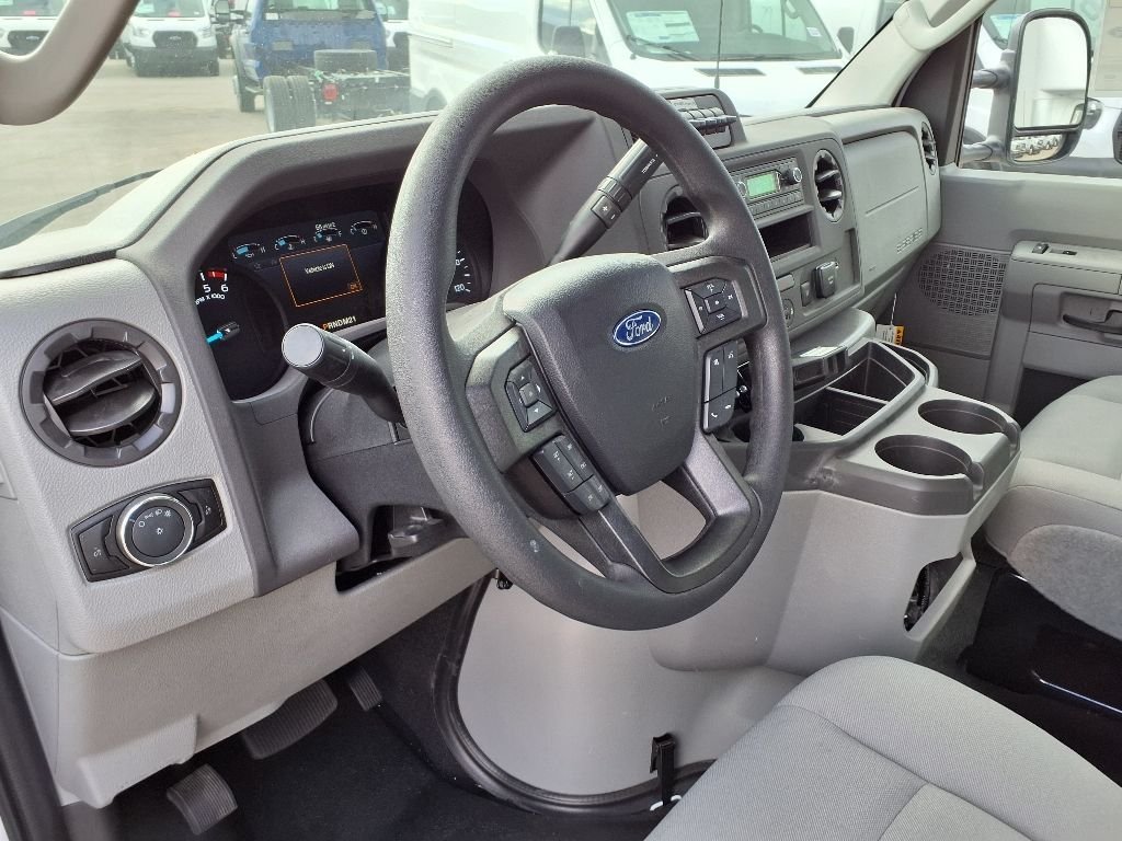 2026 Ford E-Series Cutaway Base - Photo 7