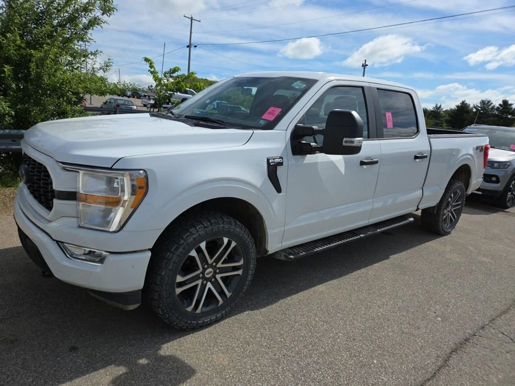 Certified Used 2022 White Ford XL image 5