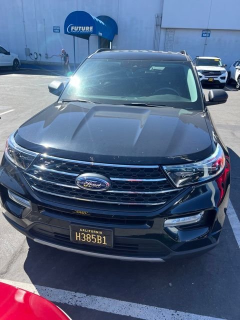 Used 2023 Black Ford XLT image 4