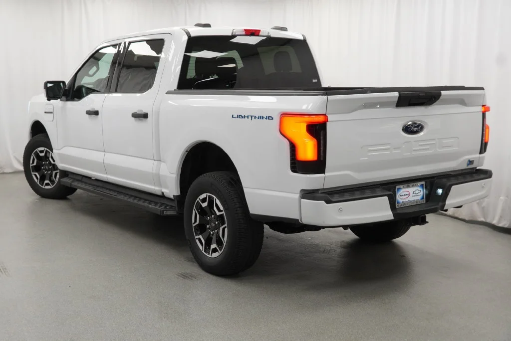 Used 2022 White Ford XLT image 20