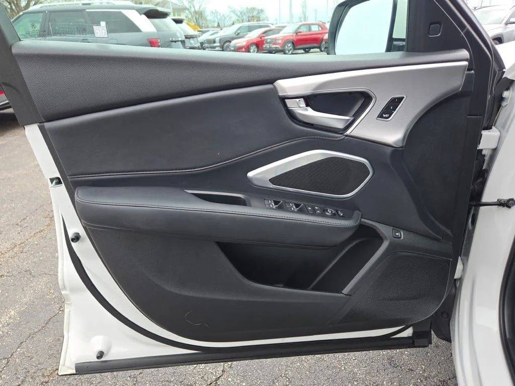 Used 2023 White Acura Base image 20