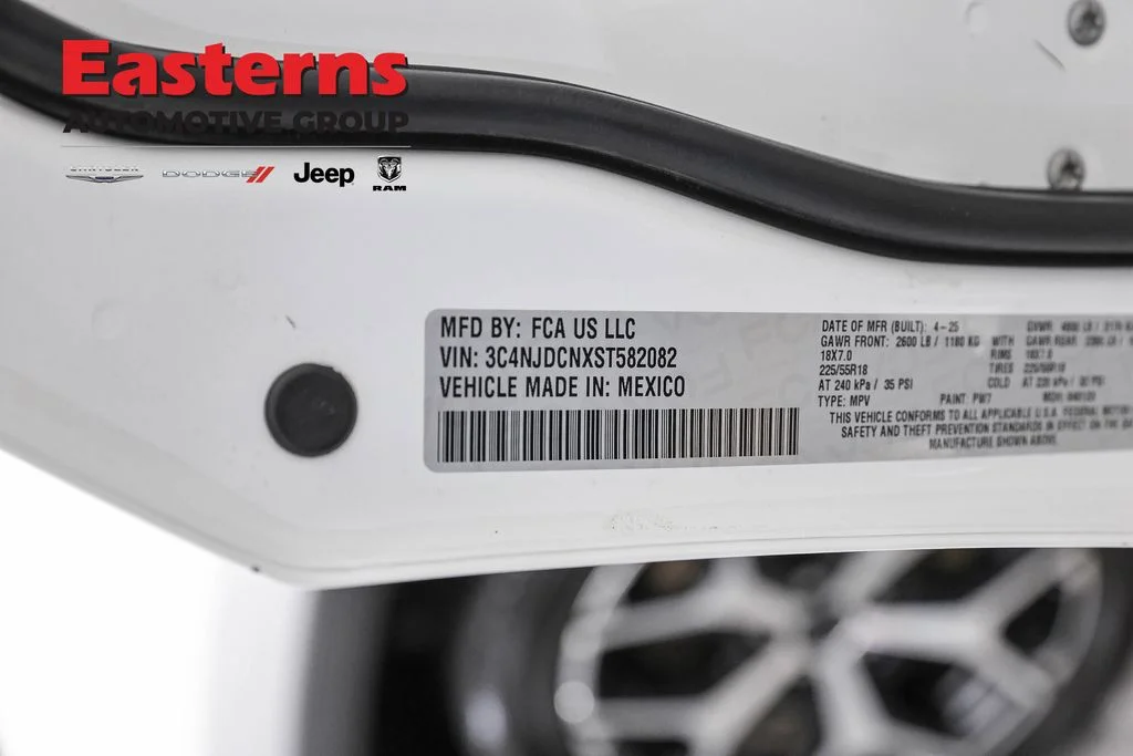 Used 2025 White Jeep Limited image 34