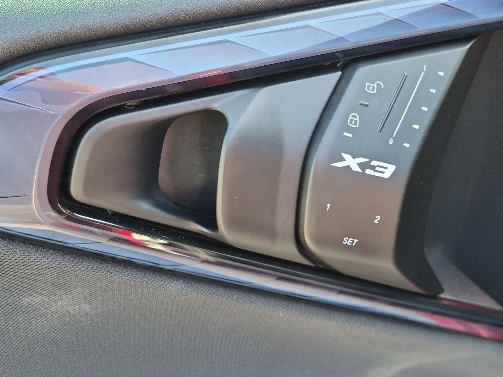 Used 2025 Vegas Red Metallic BMW M50 xDrive image 16