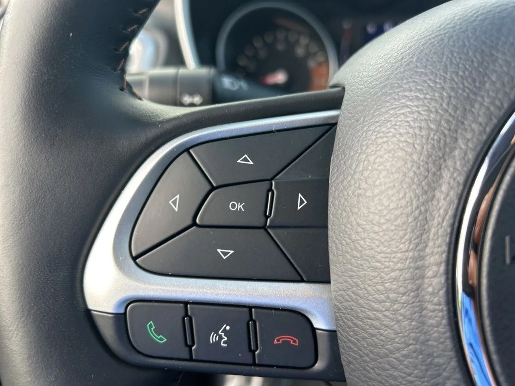 Used 2019 Gray Jeep Latitude image 42