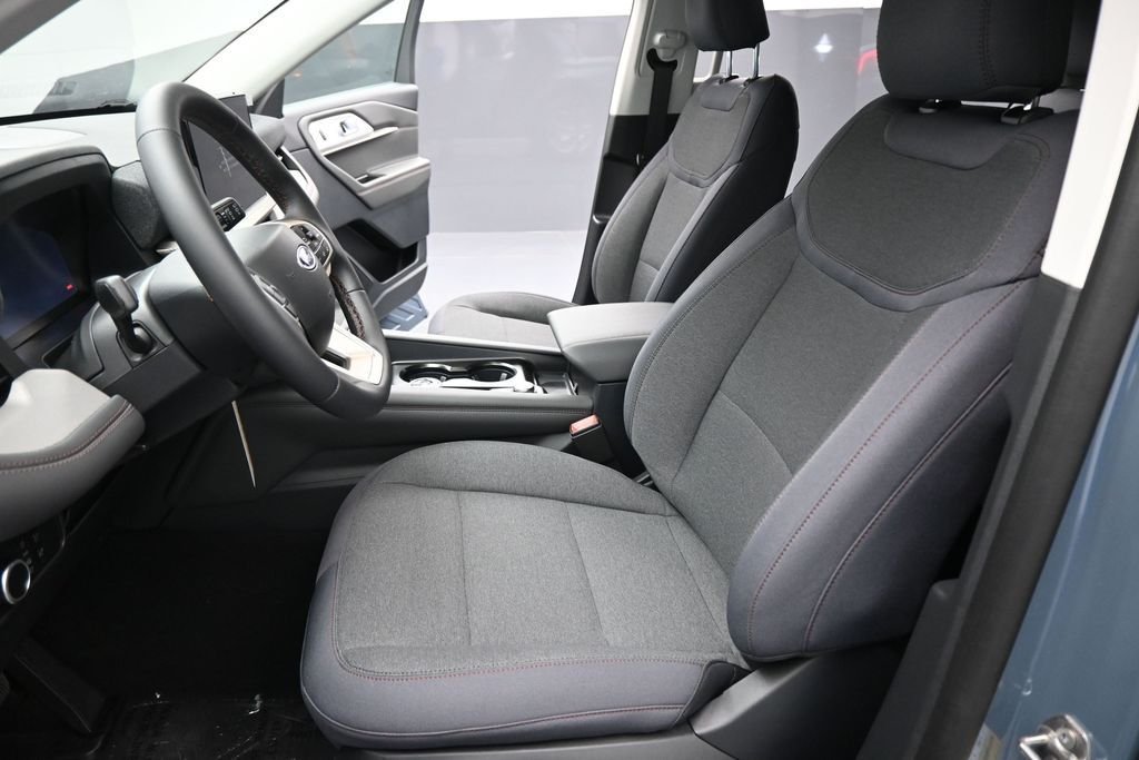 New 2026 Vapor Blue Metallic Ford Active image 9