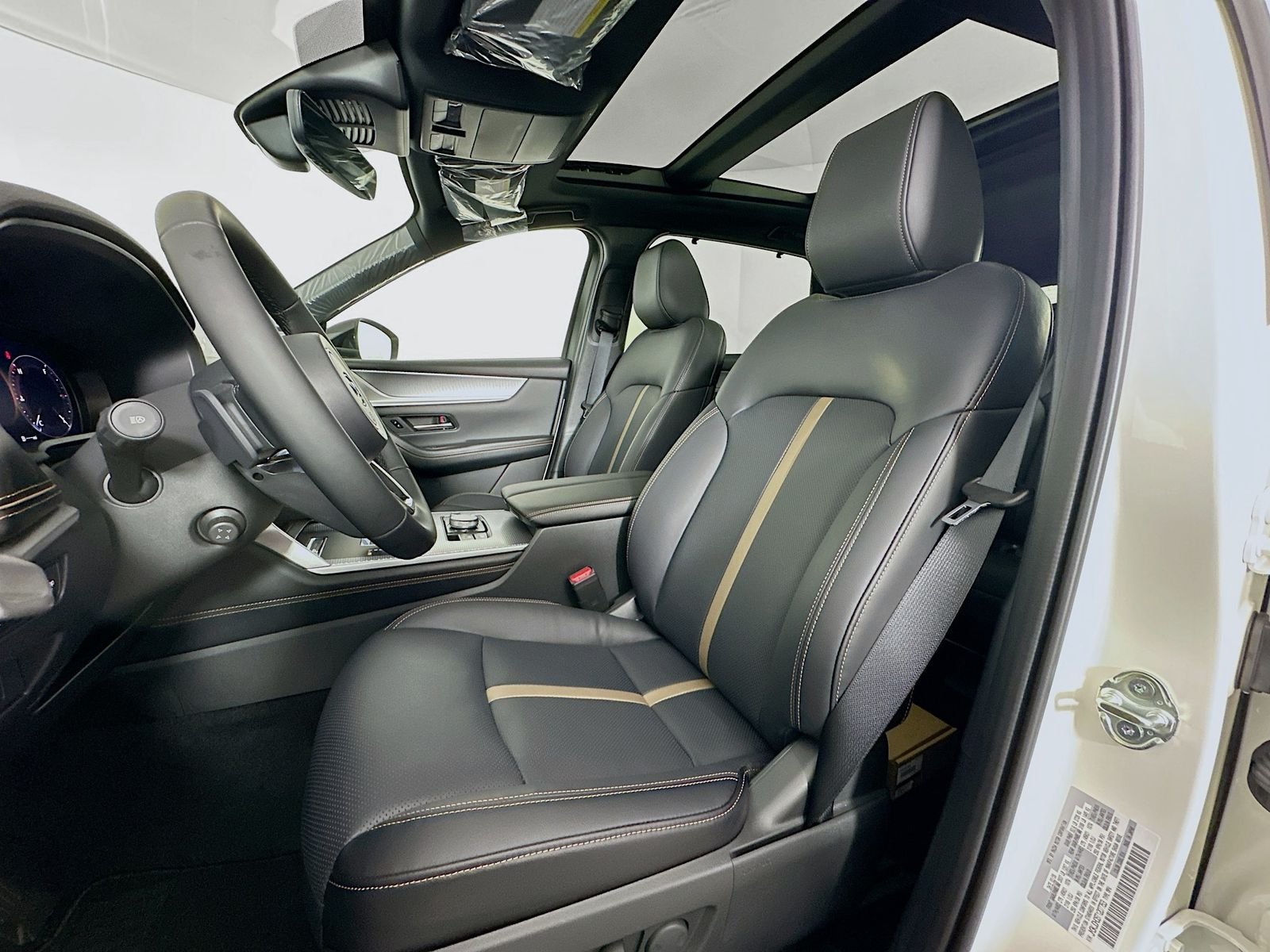 New 2026 Rhodium White Premium Mazda 3.3 Turbo S Premium AWD image 22
