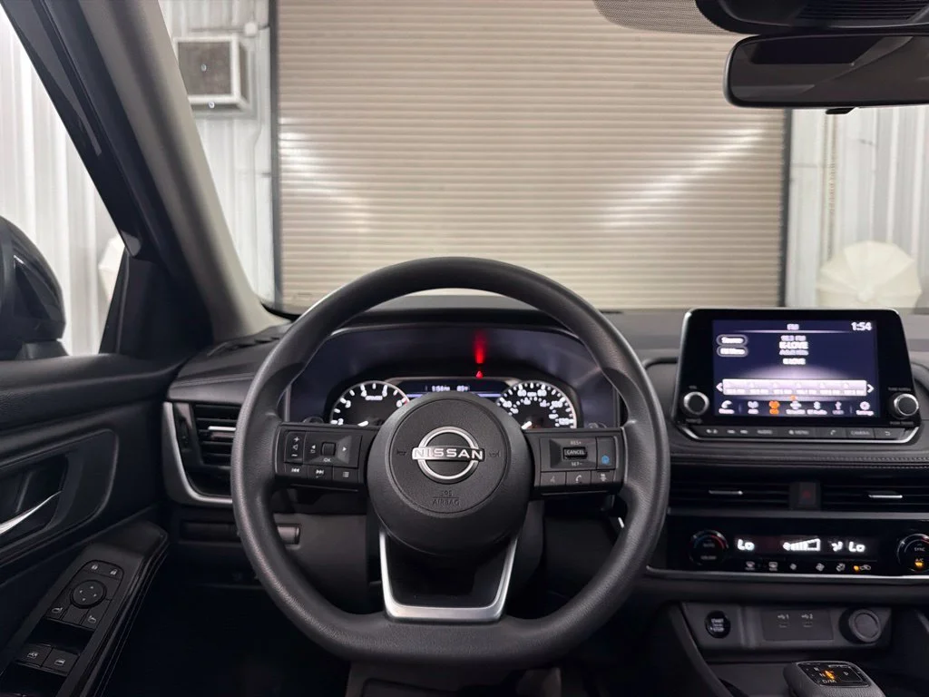 Used 2024 Super Black Nissan SV image 37