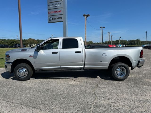 New 2026 Silver-Zynith Exterior Paint RAM Tradesman image 8