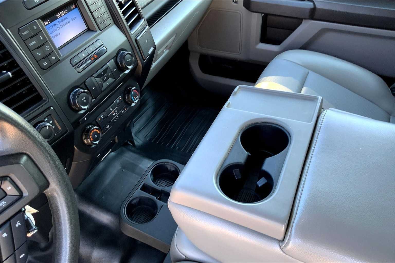Used 2018 Blue Jeans Metallic Ford XL image 29