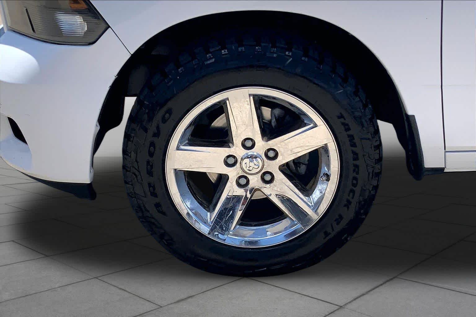 Used 2012 Bright White Ram Express image 9