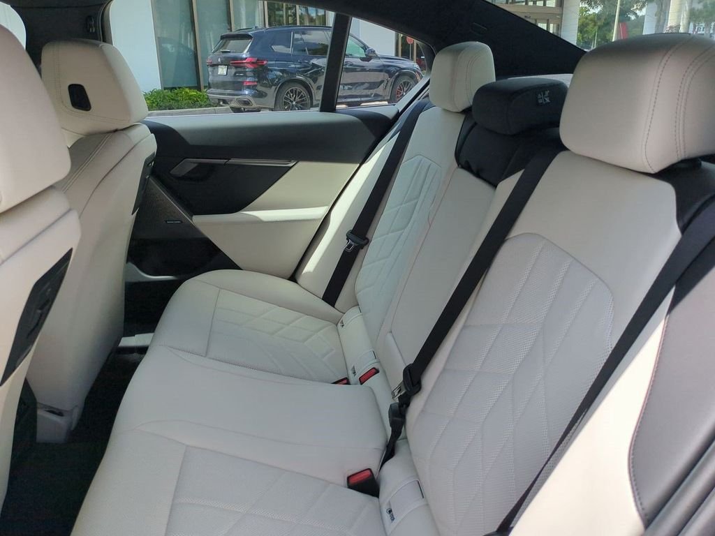 New 2027 Blue BMW 530i xDrive image 14