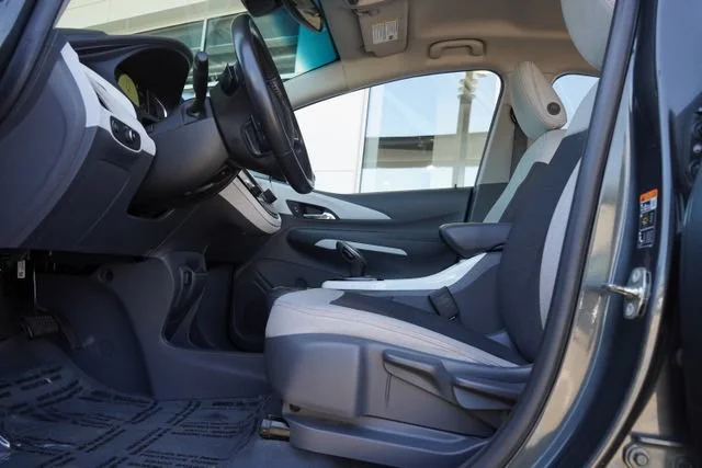 Used 2019 (Includes (TUS) Black grille.) Chevrolet LT image 23