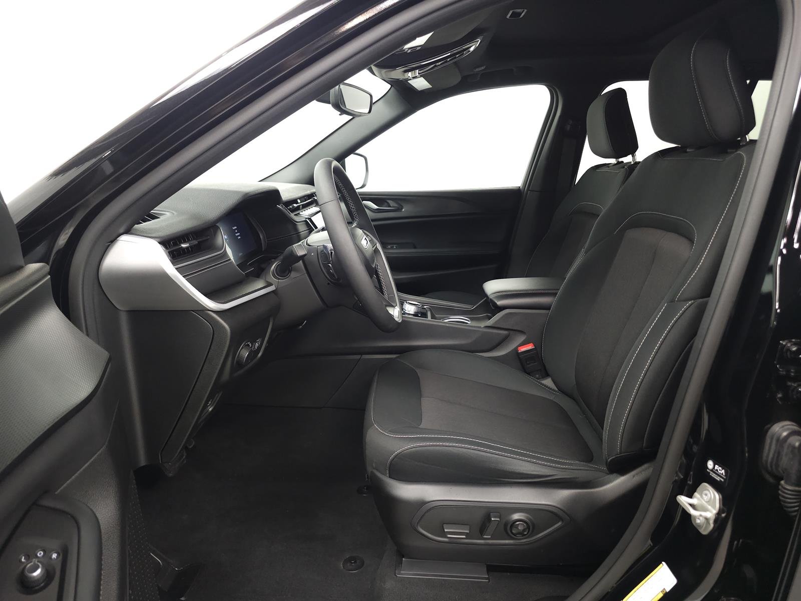 Used 2024 Black Jeep Laredo X image 4
