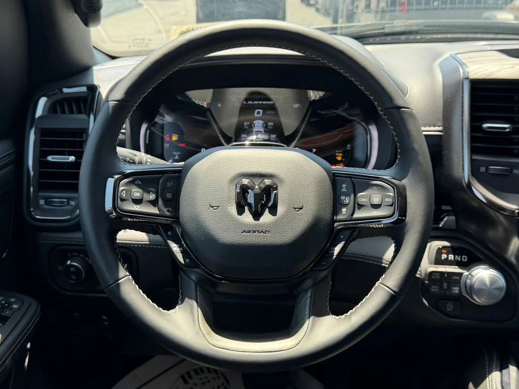 2025 RAM 1500 Limited - Photo 28