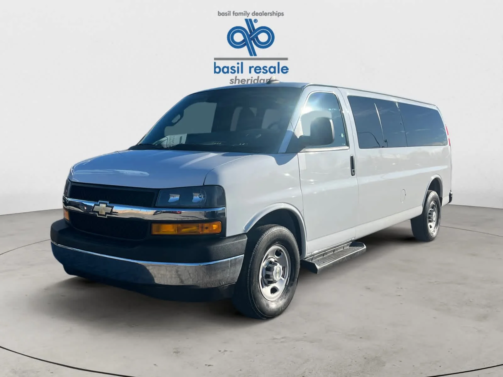 Used 2023 Summit White Chevrolet LT image 2