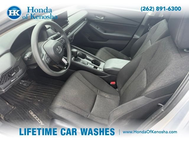 Certified Used 2024 Solar Silver Metallic Honda EX image 4