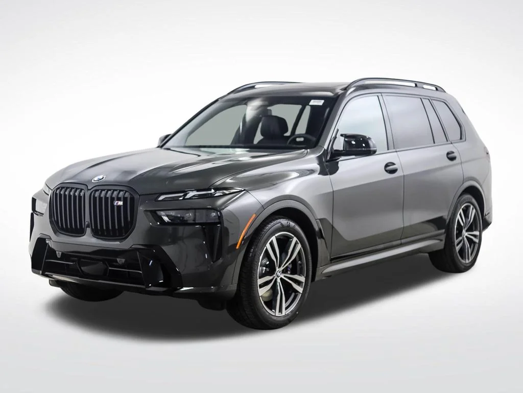 2026 BMW X7 M60i's photo