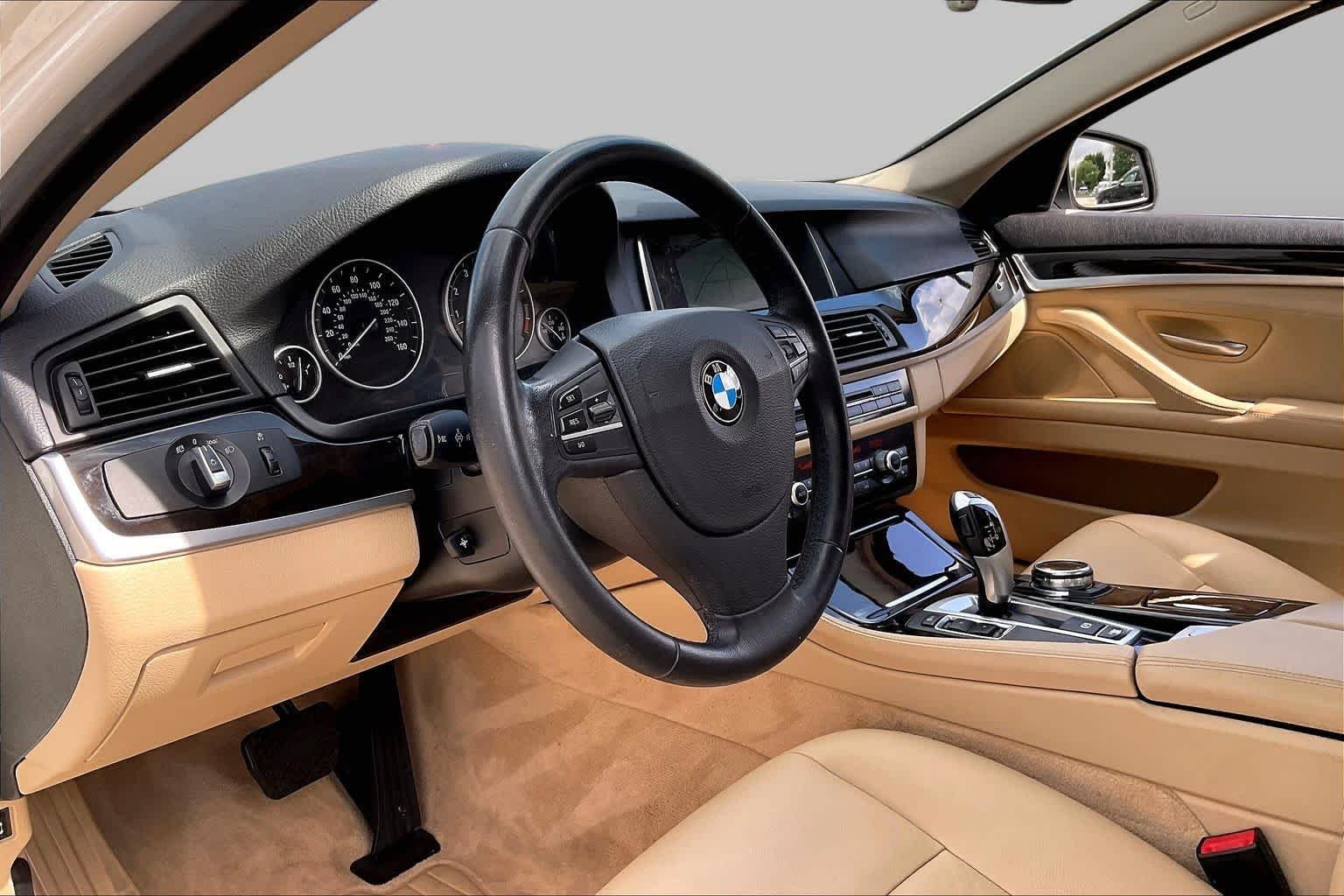 Used 2014 Alpine White BMW 535i image 15