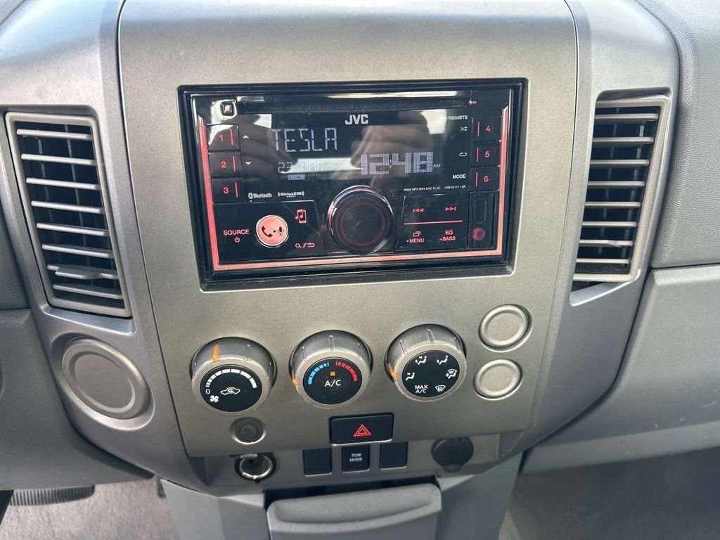 Used 2006 Red Alert Nissan XE image 21