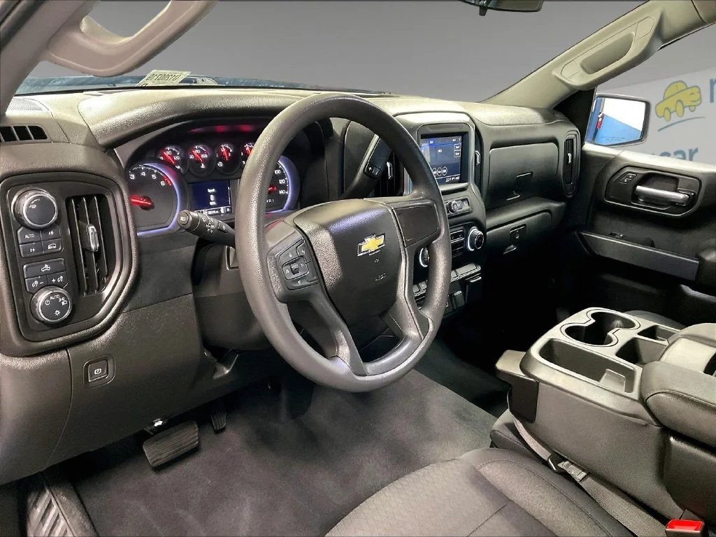 Used 2023 Blue Chevrolet Custom image 8