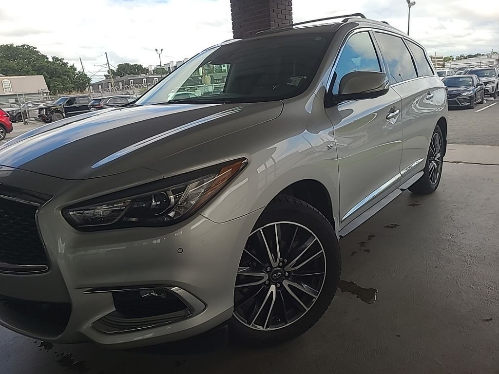2017 INFINITI QX60 Base