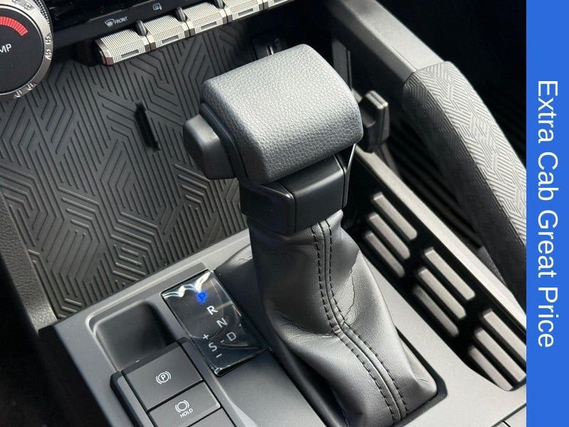 2026 Toyota Tacoma SR5 - Photo 19