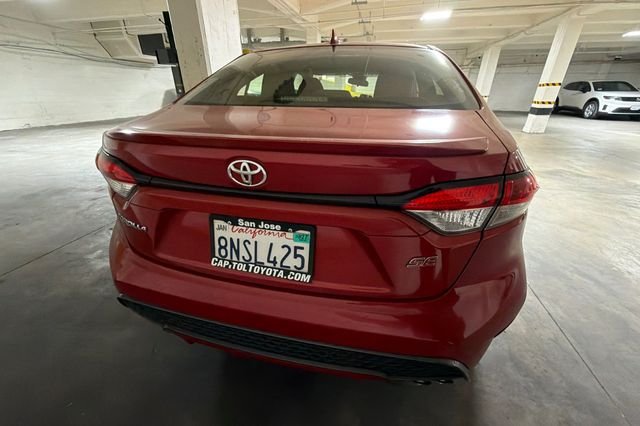 Used 2020 Barcelona Red Metallic Toyota SE image 9