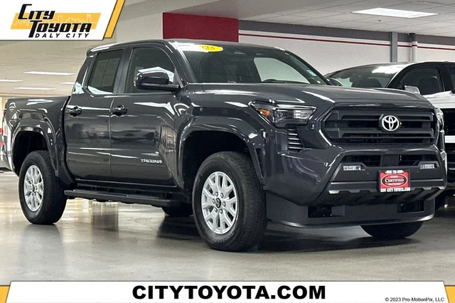 2025 Toyota Tacoma SR5