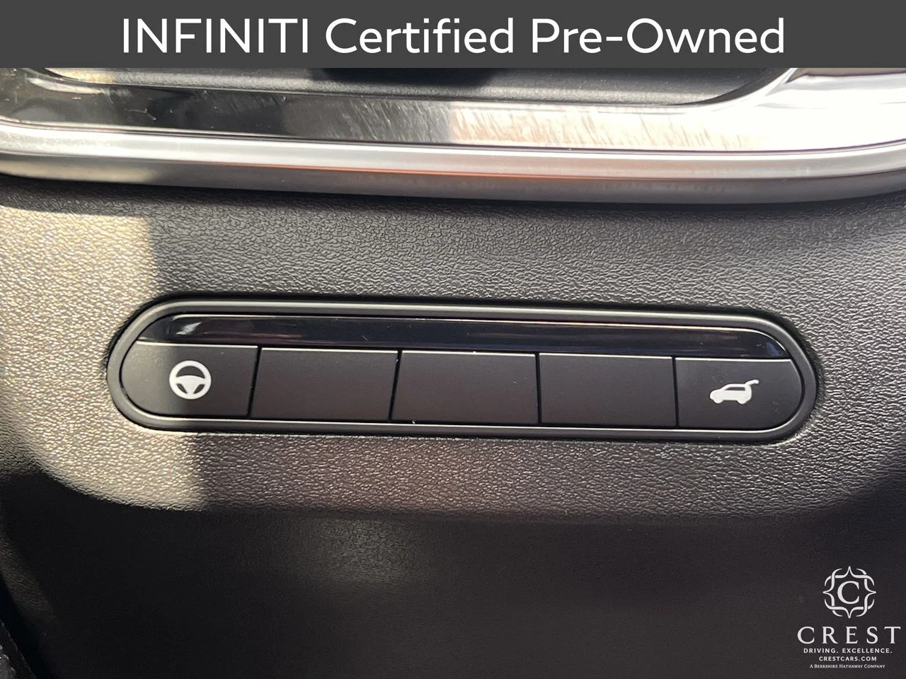 Certified Used 2026 Radiant White INFINITI LUXE image 14