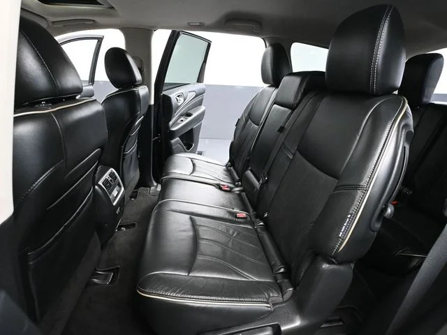 Used 2020 Blue INFINITI LUXE image 39