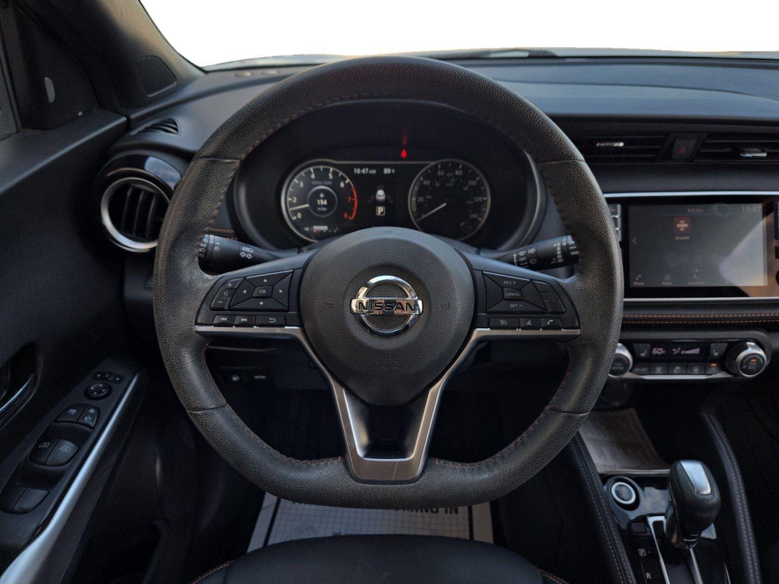Used 2019 Aspen White Nissan SR image 22