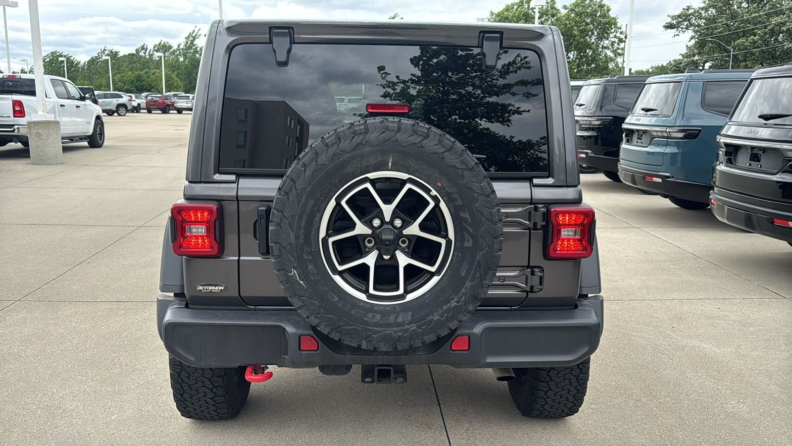 Certified Used 2025 Gray Jeep Rubicon image 14