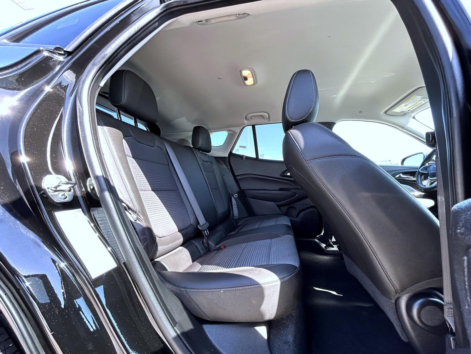 Used 2025 Black Metallic Chevrolet LT image 18