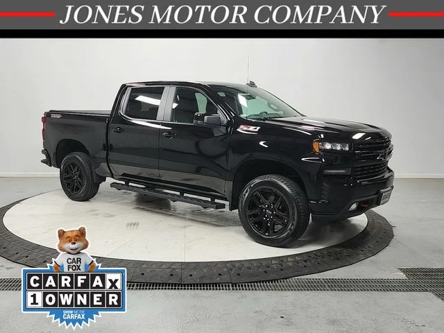 2022 Chevrolet Silverado 1500 LT Trail Boss 4X4 Crew Cab Short Box's photo