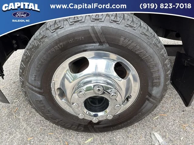 Used 2023 Red Ford Lariat image 13