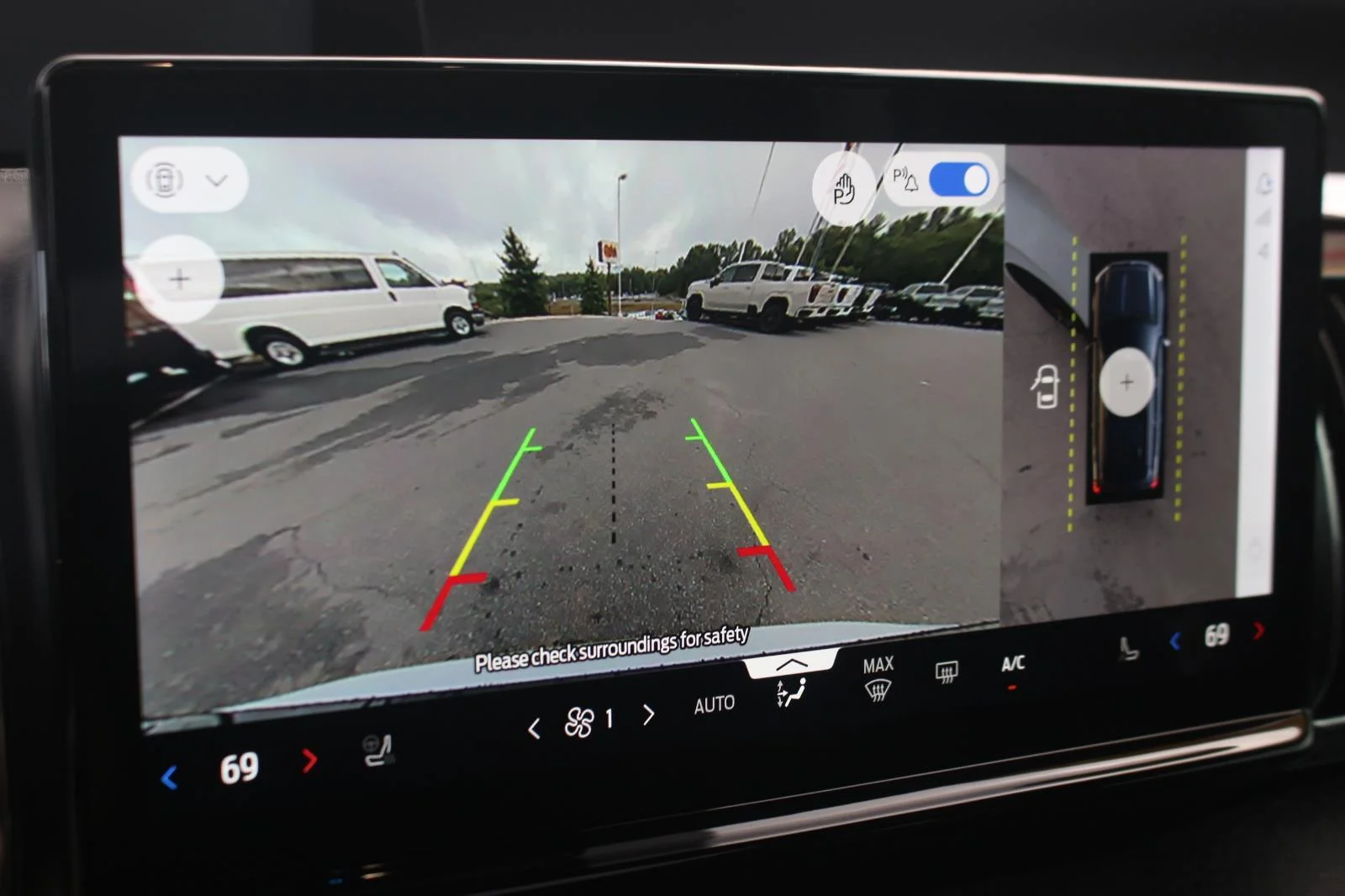 Used 2025 White Ford Tremor image 30