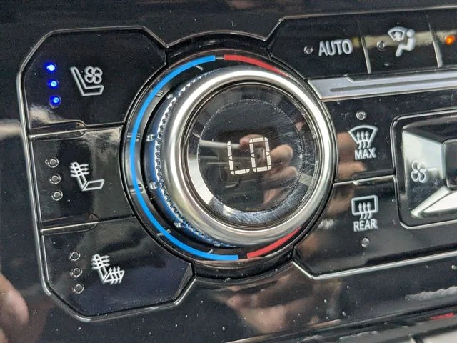 Used 2026 Silver GMC AT4 image 27