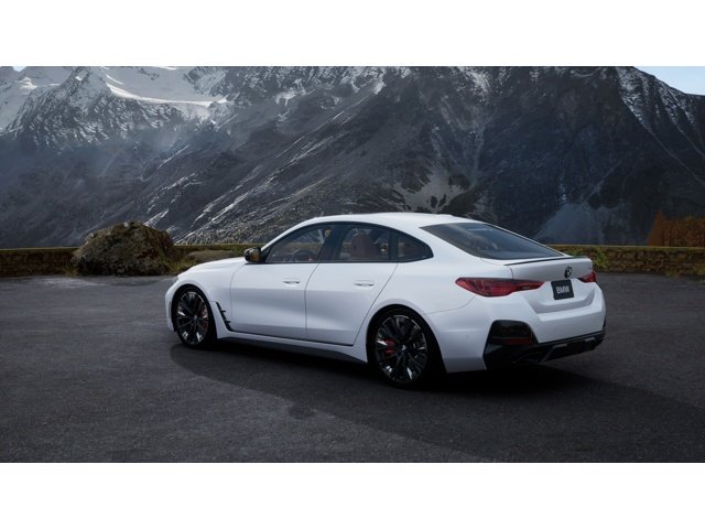 New 2026 Mineral White Metallic BMW M440i image 2
