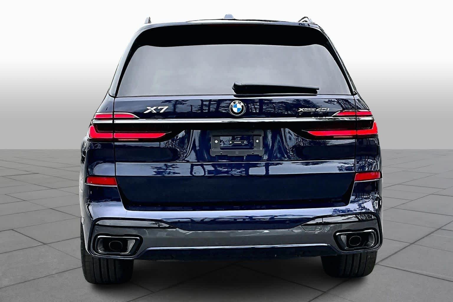 New 2026 Tanzanite Blue II Metallic BMW xDrive40i image 4