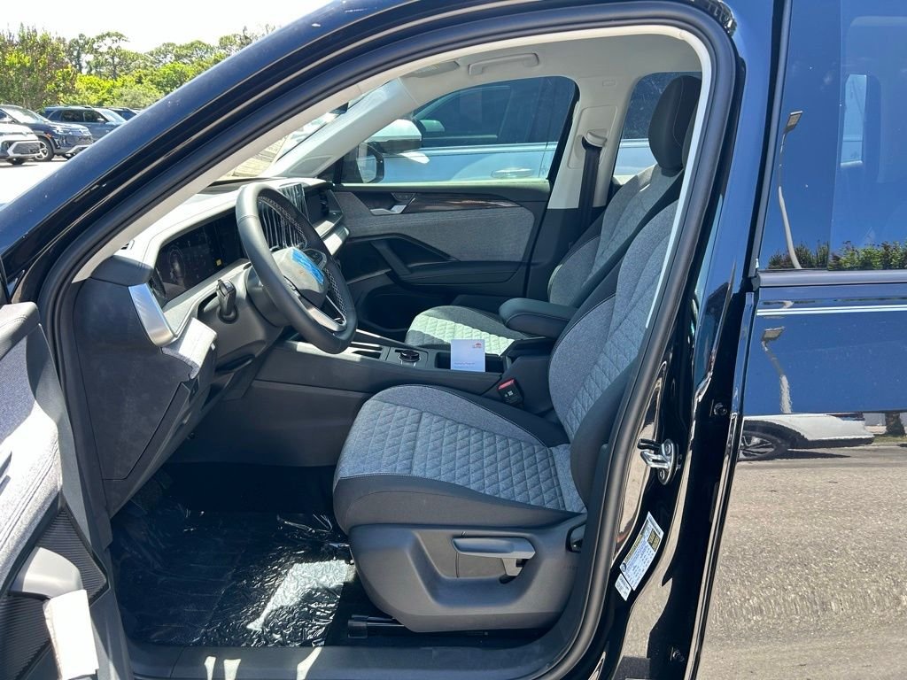 New 2026 Black Volkswagen 2.0T S image 15