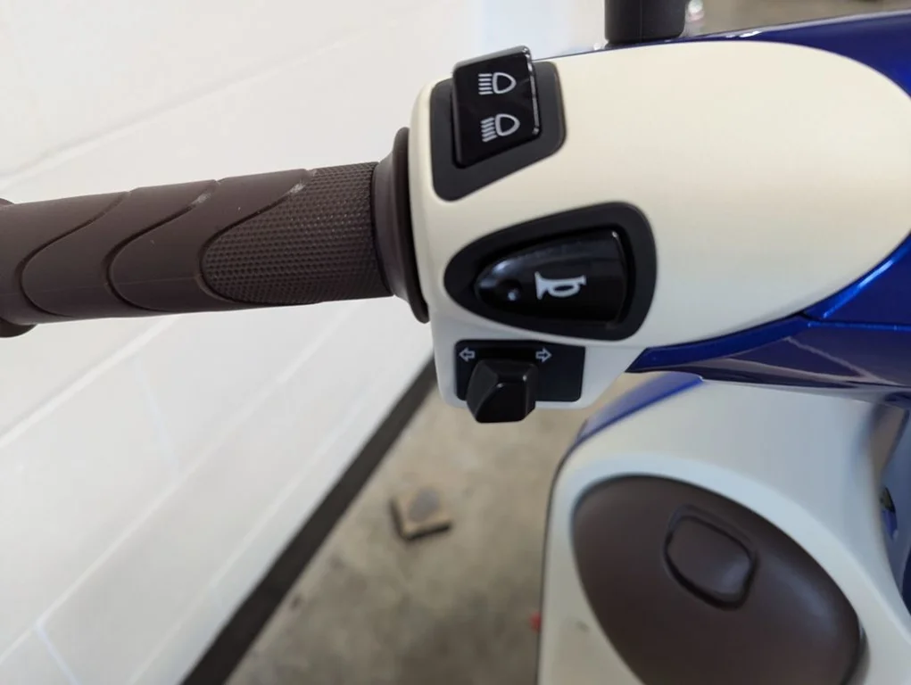 Used 2023 BLUE Honda  image 14