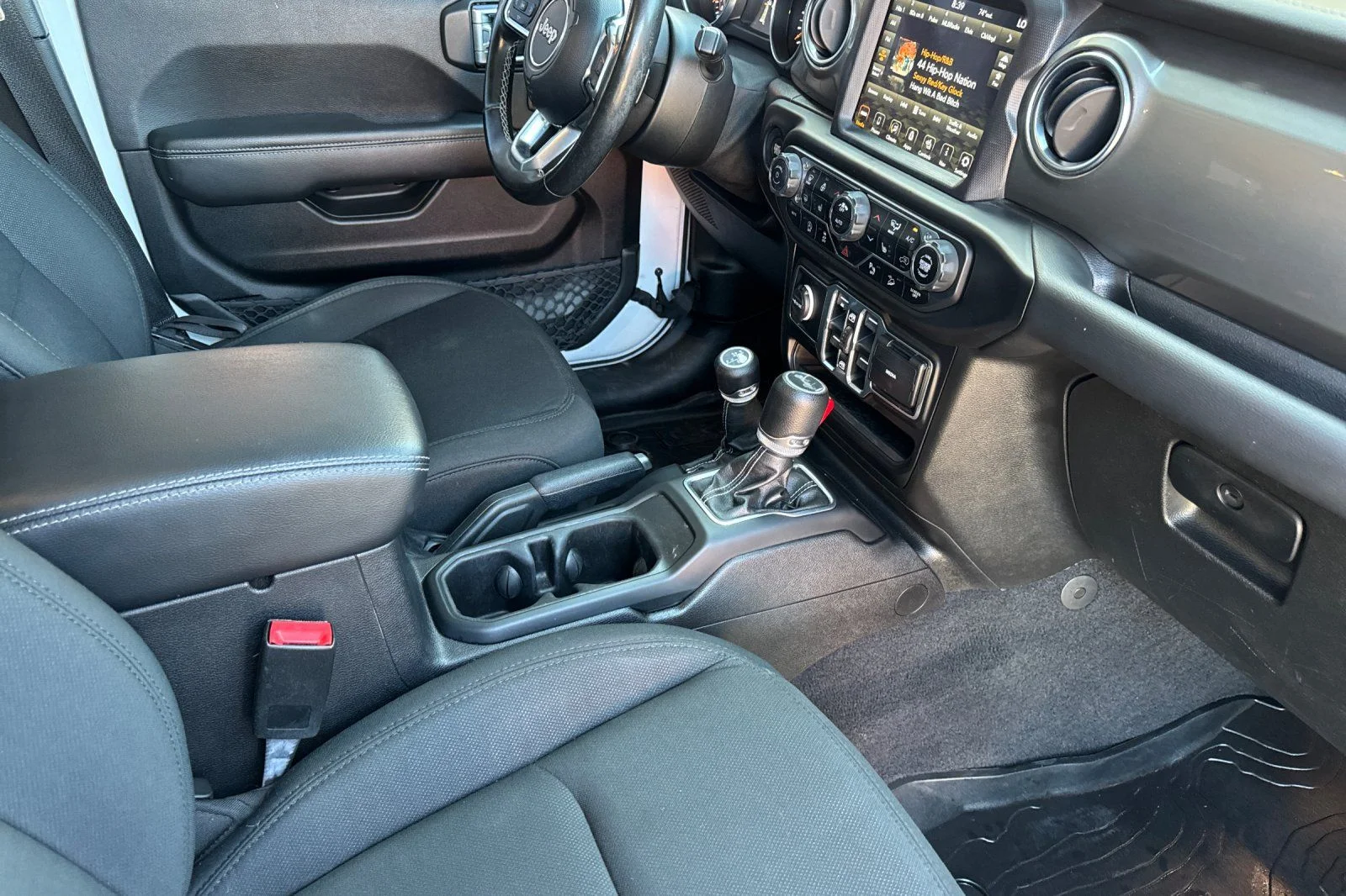 Photo 19