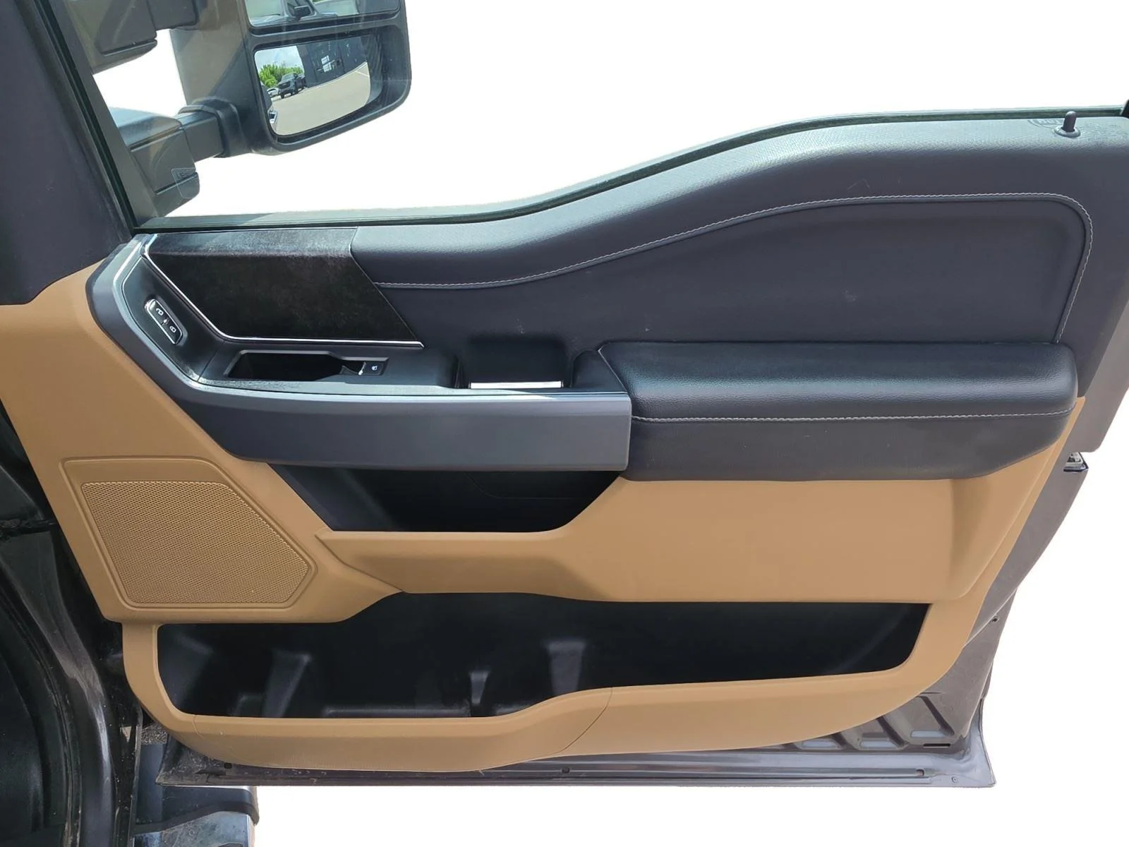 Used 2023 Carbonized Gray Ford XLT image 24